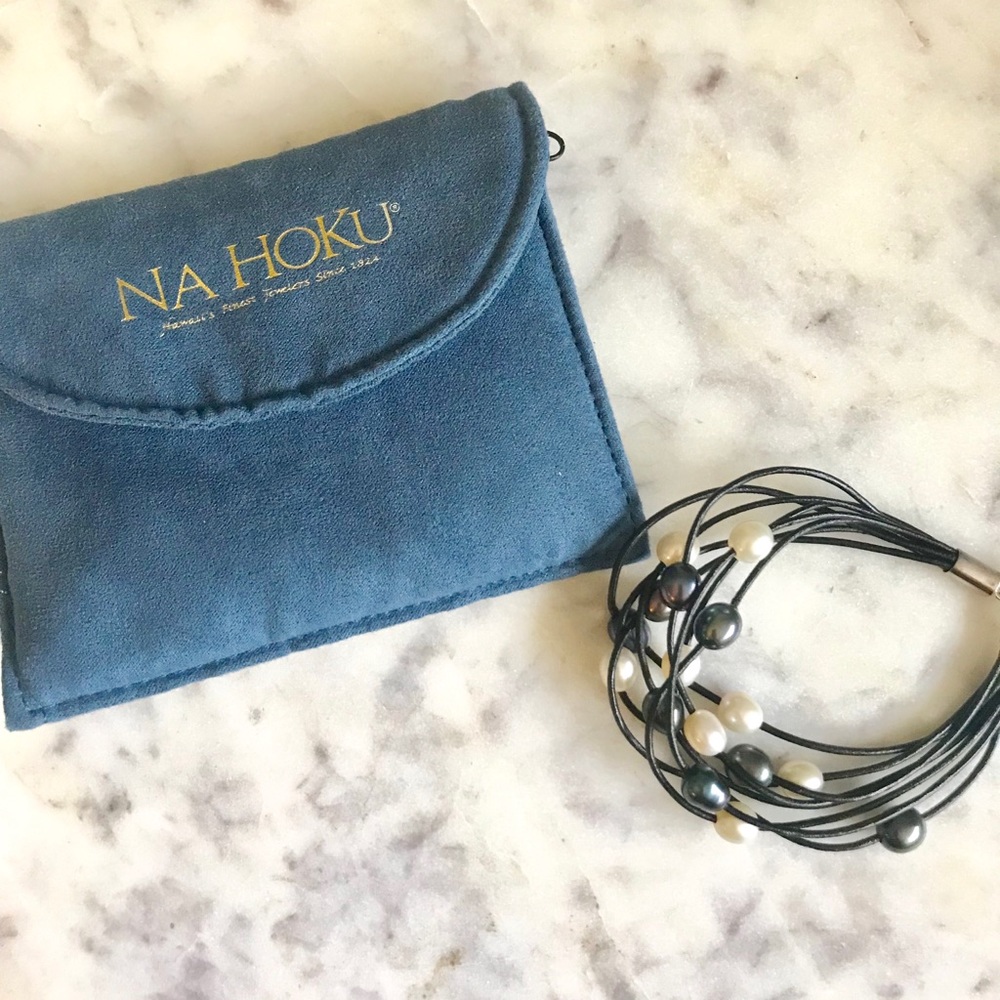 Na Haku Pearl Strands Bracelet
